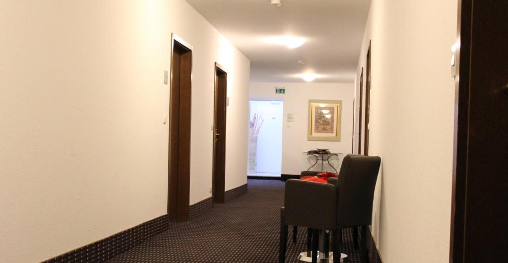 Hotel Koeniger Pliening Buitenkant foto
